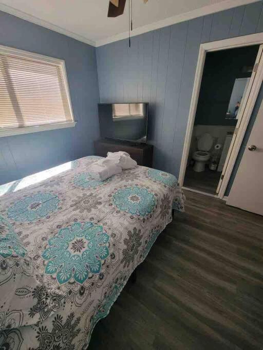 2022 Renovated 2-Bdrm Cozy, Lovely Condo W/Parking! Hilton Head Island Exterior photo