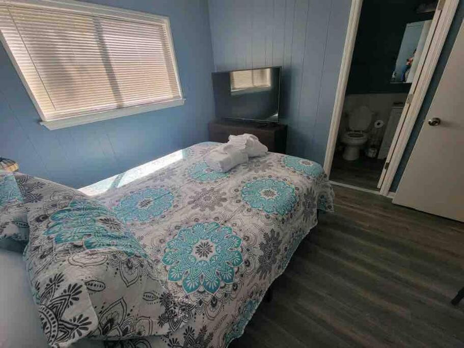 2022 Renovated 2-Bdrm Cozy, Lovely Condo W/Parking! Hilton Head Island Exterior photo