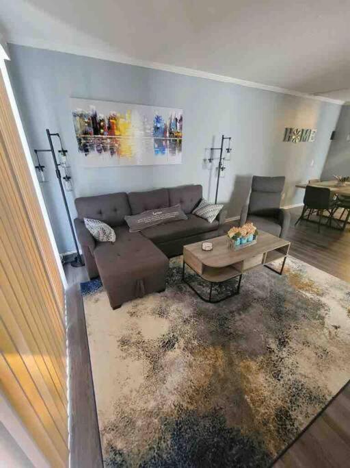 2022 Renovated 2-Bdrm Cozy, Lovely Condo W/Parking! Hilton Head Island Exterior photo